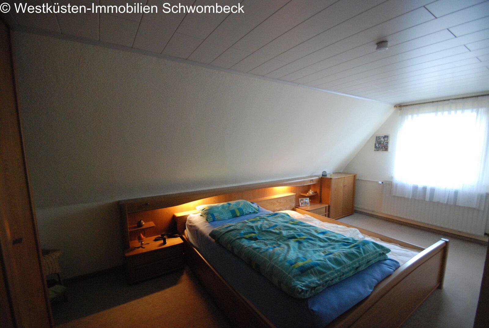 Schlafzimmer DG