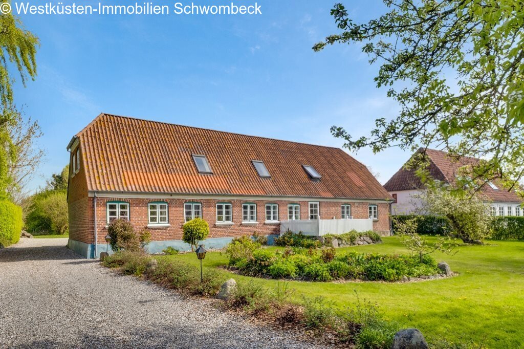 Hübsches Bauernhaus mit Potenzial! Hübsches Bauernhaus mit Potenzial!