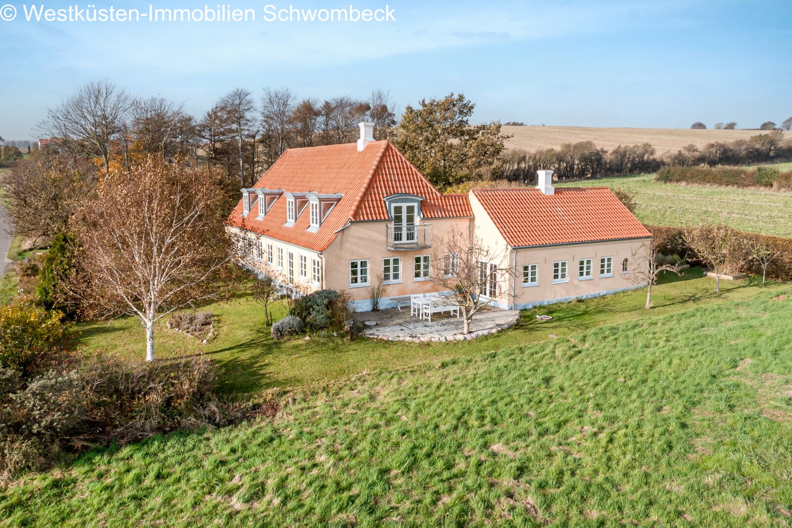 Leider schon verkauft - Landsitz in Alleinlage mit vollem Meerblick, in Dänemark! Leider schon verkauft - Landsitz in Alleinlage mit vollem Meerblick, in Dänemark!