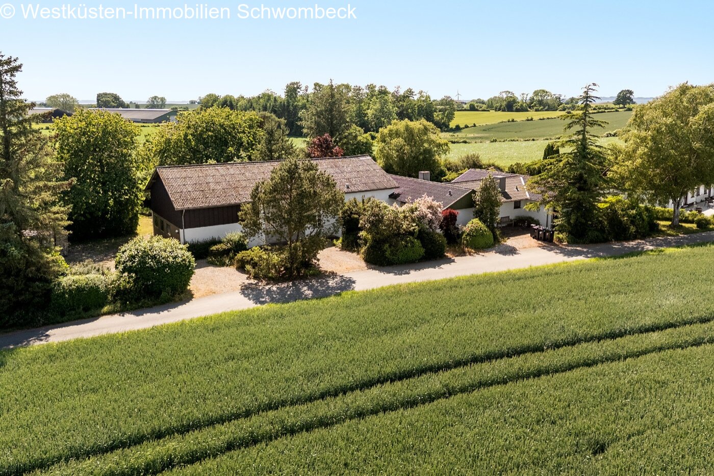 Geräumiges Landhaus auf Kegnæs in malerischer Lage mit vielen Möglichkeiten Geräumiges Landhaus auf Kegnæs in malerischer Lage mit vielen Möglichkeiten