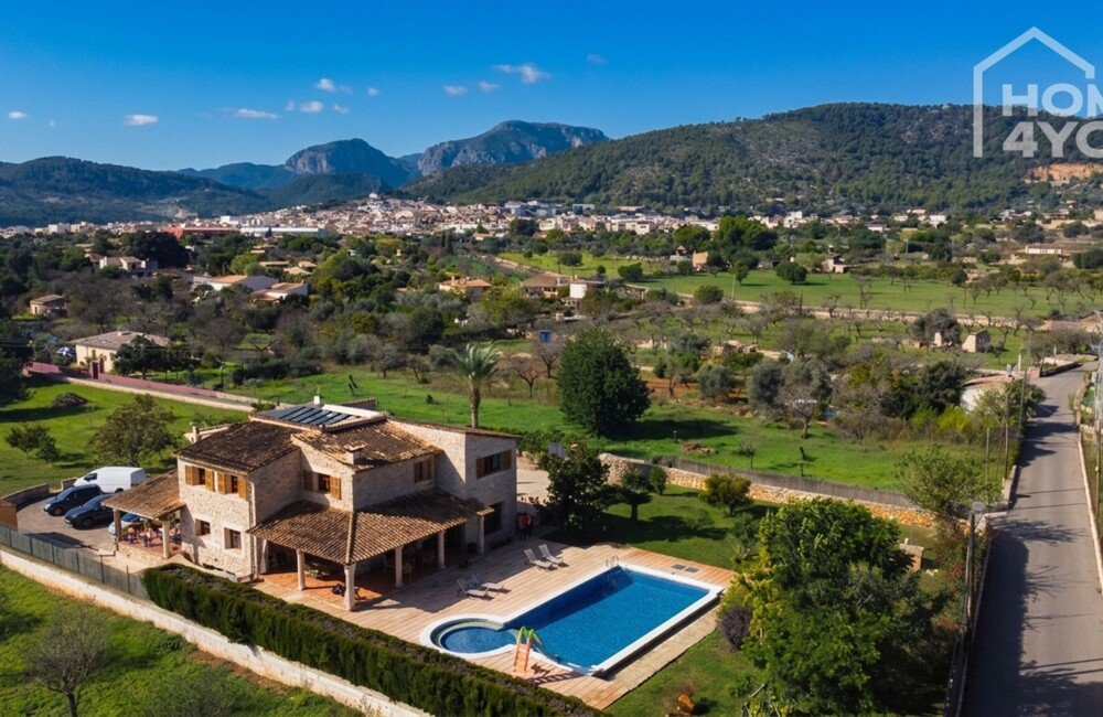 Mallorquinische Villa mit Salzwasserpool & Blick auf die Tramuntana, 4 SZ, 3 Bäder, Solar, Heizung Mallorquinische Villa mit Salzwasserpool & Blick auf die Tramuntana, 4 SZ, 3 Bäder, Solar, Heizung