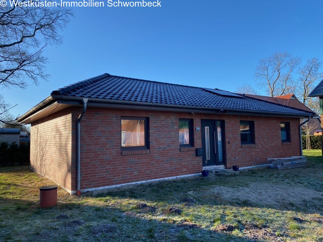 Bungalow u. Resthof, auf einem schönen Grundstück in Dorfrandlage! Bungalow u. Resthof, auf einem schönen Grundstück in Dorfrandlage!