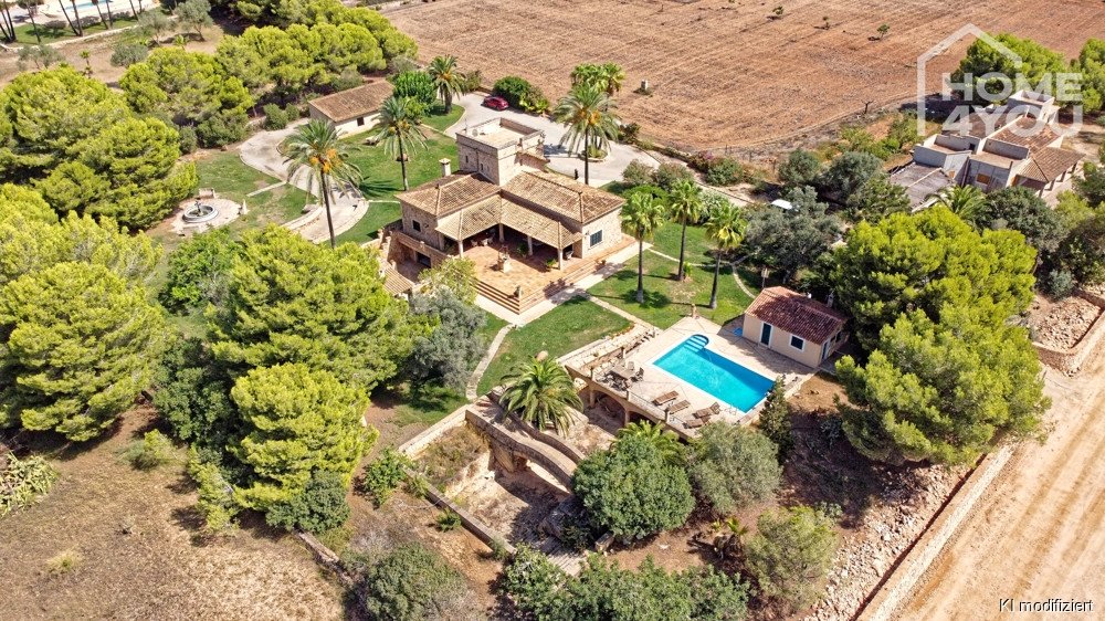Exklusive Finca mit Vermietlizenz, 454m², Pool + Haus, 4 SZ, 4 Bäder, 7.200m², Brunnen, Terrasse, TG Exklusive Finca mit Vermietlizenz, 454m², Pool + Haus, 4 SZ, 4 Bäder, 7.200m², Brunnen, Terrasse, TG